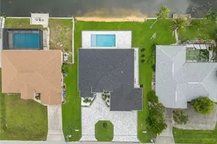 630 SW 15th St, Cape Coral, FL 33991 - Photo 8