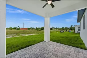925 Manresa Ave S, Lehigh Acres, FL 33974 - Photo 34