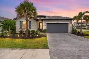 13814 Pine Lodge Ln, Fort Myers, FL 33913 - Photo 1