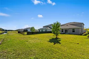 19972 Green Pasture Rd, Lehigh Acres, FL 33974 - Photo 28
