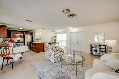 4156 Country Club Blvd SE, Cape Coral, FL 33904 - Photo 6