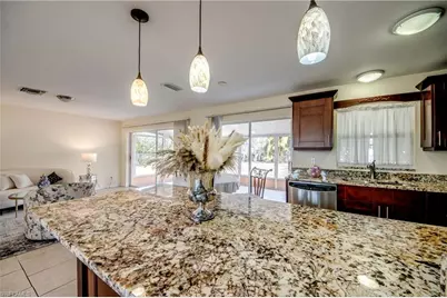 4156 Country Club Blvd SE, Cape Coral, FL 33904 - Photo 10