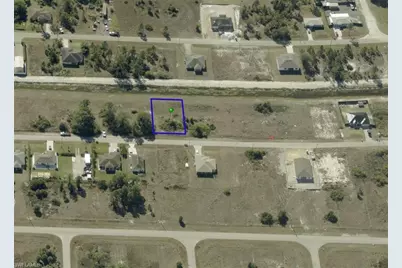 842 Lamar St E, Lehigh Acres, FL 33974 - Photo 4