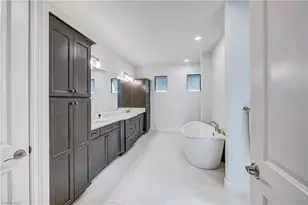 1806 SW 39th Terrace, Cape Coral, FL 33914 - Photo 36
