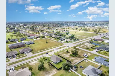 1413 SW Trafalgar Pkwy, Cape Coral, FL 33991 - Photo 38