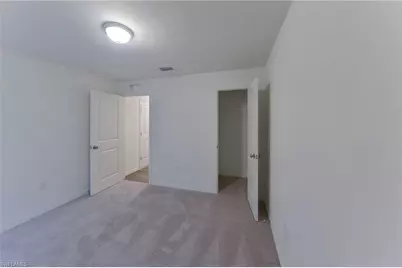 466 Norwood Ave S, Lehigh Acres, FL 33974 - Photo 8