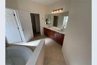12470 Rock Ridge Ln, Fort Myers, FL 33913 - Photo 18