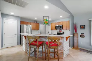 2837 NW 27th Pl, Cape Coral, FL 33993 - Photo 10