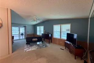 3165 Bunny Run Dr, North Fort Myers, FL 33917 - Photo 4