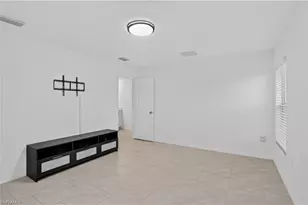 19814 Lavender Field Ct, Lehigh Acres, FL 33974 - Photo 20