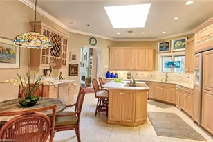 2729 Wulfert Rd, Sanibel, FL 33957 - Photo 10