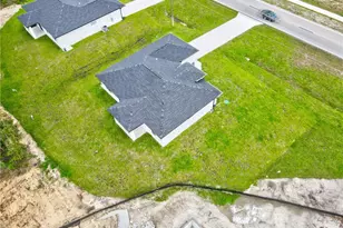 792 Bell Blvd S, Lehigh Acres, FL 33974 - Photo 42