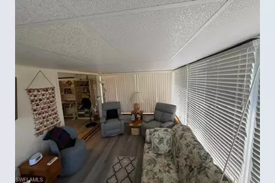360 Shoreland Dr, Fort Myers, FL 33905 - Photo 20