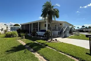 360 Shoreland Dr, Fort Myers, FL 33905 - Photo 2