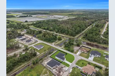 710 Almelia St E, Lehigh Acres, FL 33974 - Photo 48