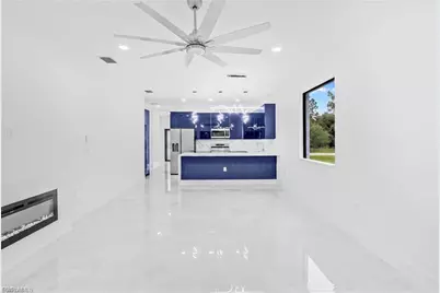 868 Carbon St E, Lehigh Acres, FL 33974 - Photo 18