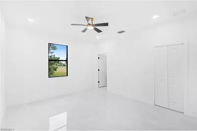 868 Carbon St E, Lehigh Acres, FL 33974 - Photo 26