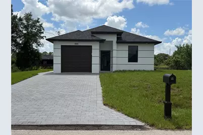 868 Carbon St E, Lehigh Acres, FL 33974 - Photo 2