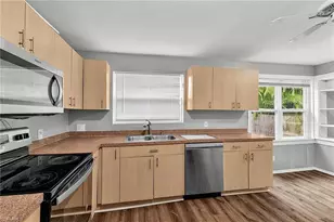 1718 Sunset Pl, Fort Myers, FL 33901 - Photo 12