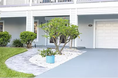 647 Coral Dr, Cape Coral, FL 33904 - Photo 6