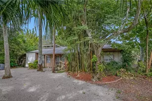 10871 Shirley Ln, North Fort Myers, FL 33917 - Photo 12