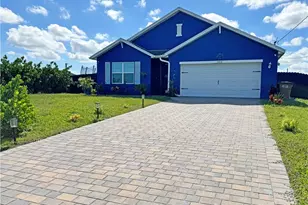 2430 NW 9th Terrace, Cape Coral, FL 33993 - Photo 4