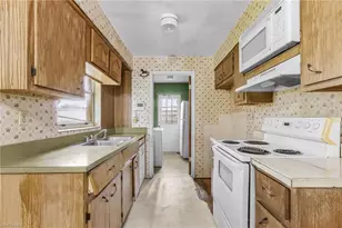 2450 Aztec Dr, Fort Myers, FL 33916 - Photo 8