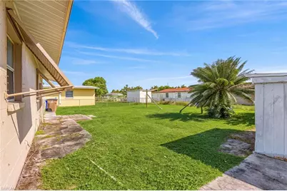 2450 Aztec Dr, Fort Myers, FL 33916 - Photo 20
