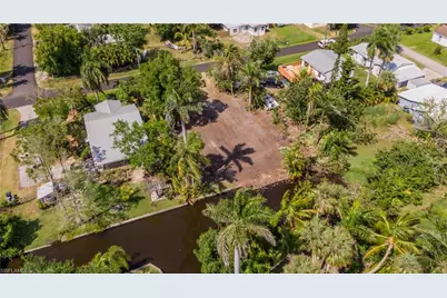 67 Oak St, North Fort Myers, FL 33903 - Photo 10