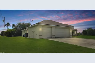 4202 NW 35th St, Cape Coral, FL 33993 - Photo 2