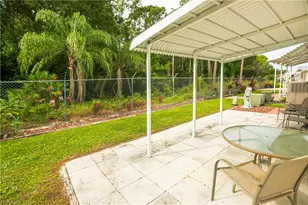310 Fountain View Blvd, North Fort Myers, FL 33903 - Photo 22