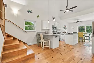 726 Cardium St, Sanibel, FL 33957 - Photo 4