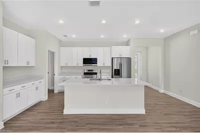 24 NW 30th Ter, Cape Coral, FL 33993 - Photo 10