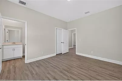 24 NW 30th Ter, Cape Coral, FL 33993 - Photo 20