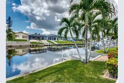 1908 SE 9th Ter, Cape Coral, FL 33990 - Photo 2
