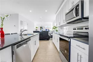 17970 SW 105th Ave, Miami, FL 33157 - Photo 12