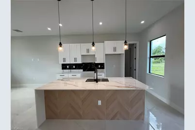 824 Dawhert Ave S, Lehigh Acres, FL 33974 - Photo 8