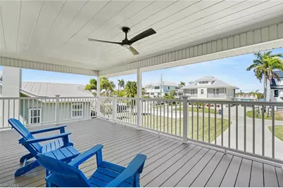 942 Prescott St, Fort Myers Beach, FL 33931 - Photo 4