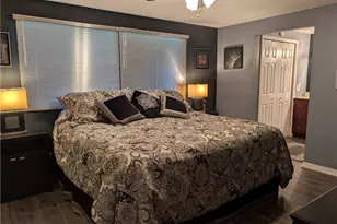 3165 Mercury Ln, North Fort Myers, FL 33903 - Photo 20