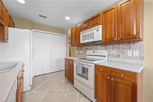 3030 Meandering Way, Fort Myers, FL 33905 - Photo 12