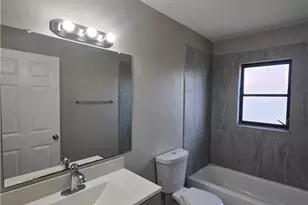 4815 Triton Ct E, Cape Coral, FL 33904 - Photo 10