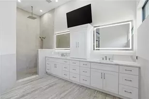2819 SW 40th St, Cape Coral, FL 33914 - Photo 14