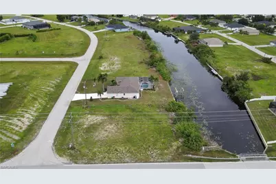 1 NW 30th Pl, Cape Coral, FL 33993 - Photo 2