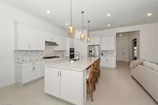 19450 Hinkley Dr, Estero, FL 33928 - Photo 8