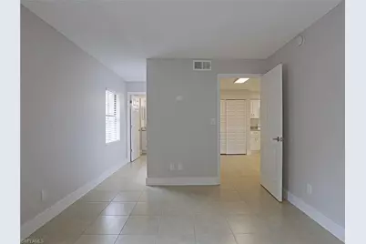5307 Summerlin Rd #705, Fort Myers, FL 33919 - Photo 10