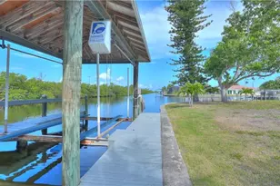 12055 Matlacha Blvd, Matlacha Isles, FL 33991 - Photo 6