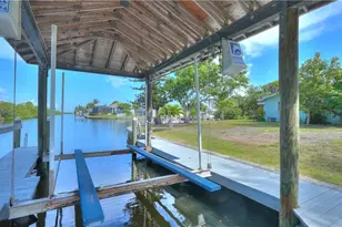 12055 Matlacha Blvd, Matlacha Isles, FL 33991 - Photo 2