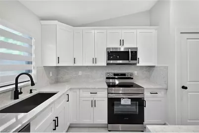 1200 NE 19th St, Cape Coral, FL 33909 - Photo 12