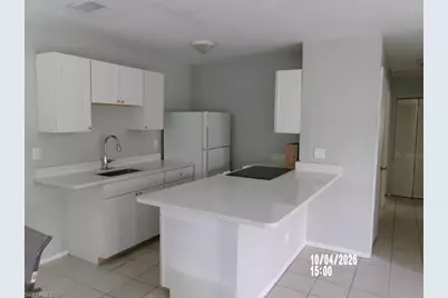 8259 Beacon Blvd, Fort Myers, FL 33907 - Photo 4