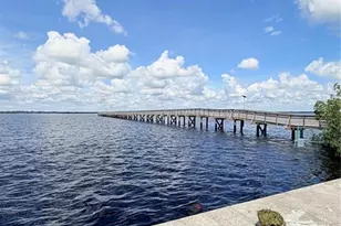 716 Tarpon St, Fort Myers, FL 33916 - Photo 16